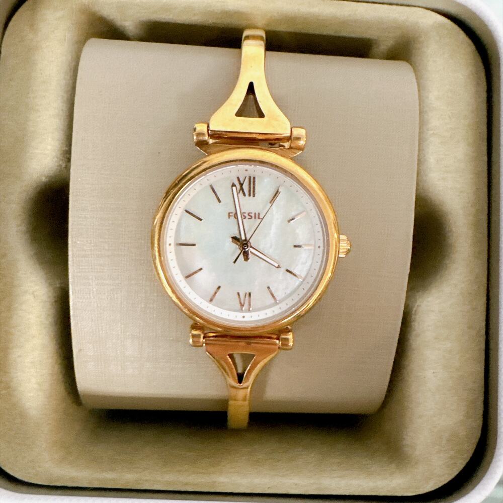 Fossil ES4500 Carlie Mini Rose Gold Bangle Mother Of Pearl Ladies Quartz Watch